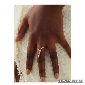 Yellow gold elegant textured metal ring